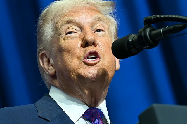 Trump oo maalmo u qabtay Iran.jpg